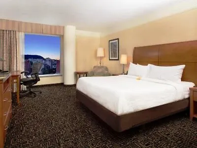 Hilton Garden Inn Montreal Centre-Ville 4*,  Canada