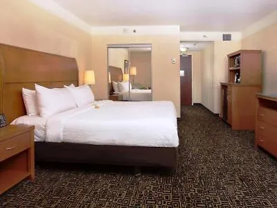 Hilton Garden Inn Montreal Centre-Ville